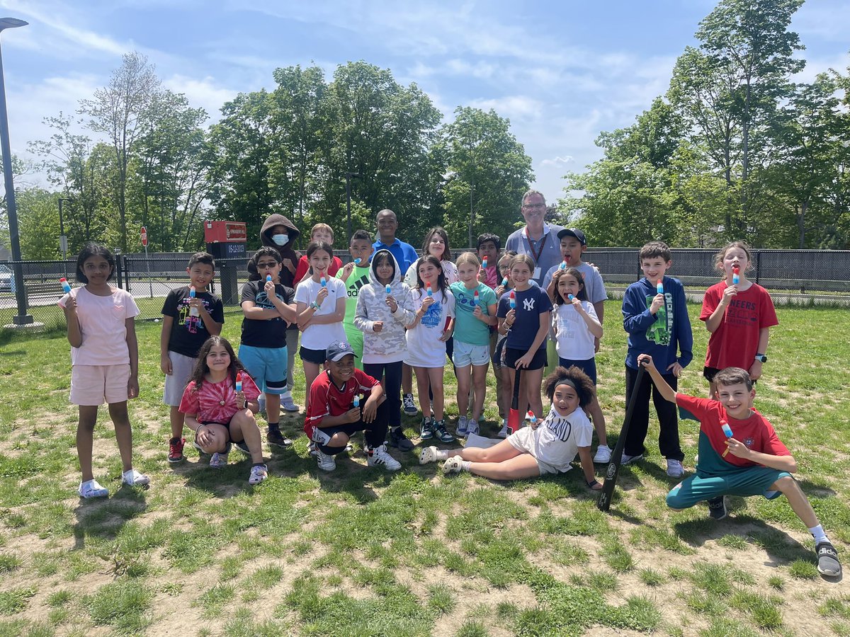 Kicking off the big TEN birthday weekend!  Val wanted a wiffleball game with her class during recess 💙⚾️ so that’s just what we did!  And what a day we had for it ☀️
