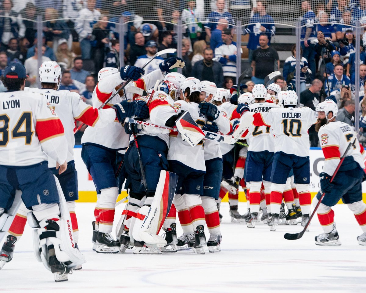 NHL's tweet photo. 🗣️ Calling all @FlaPanthers fans!!! 🗣️

We want to see your reactions to the Cats advancing to the Eastern Conference Final! #StanleyCup 

Send us your best videos right here ➡️ https://t.co/spRr6pVPsC https://t.co/lnYpYBEYfM