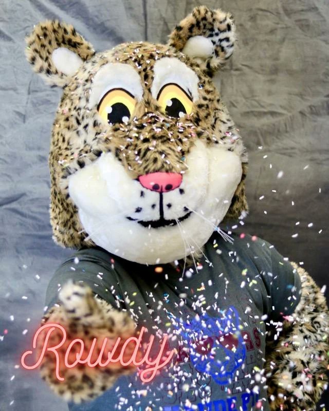 Drumroll...

.....
.....

Introducing our Haude Jaguar...

ROWDY!

THANKS TO EVERYONE FOR THEIR VOTES! ROWDY from Haude had a great time grooving with y'all on the dance floor.