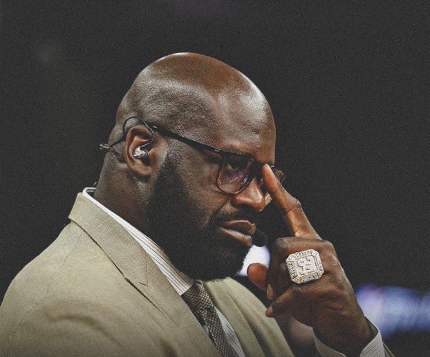 BleacherReport's tweet photo. Laker fans watching Austin Reaves hoop: https://t.co/WfXX9zB5xX