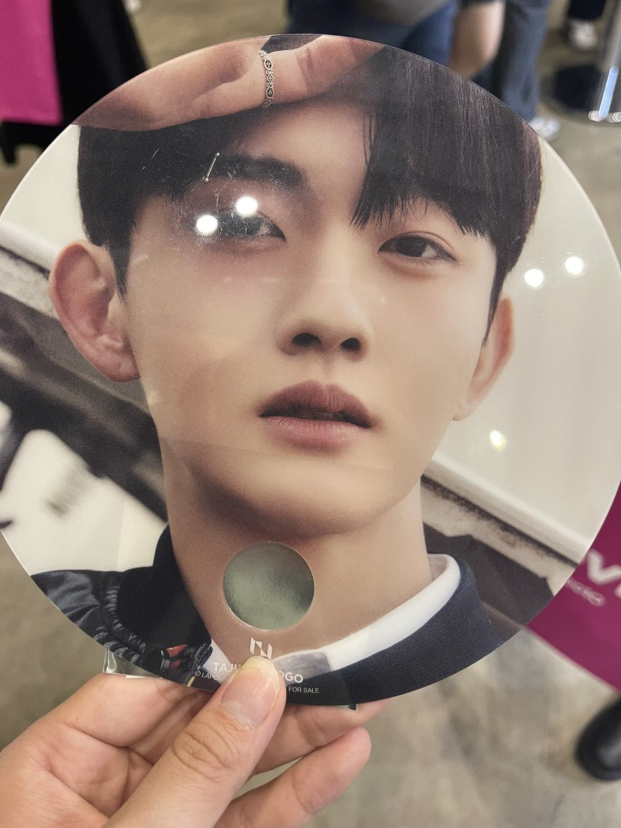 #KCON2023JAPAN #INI交換 #jo1交換

ラポネブース

譲　田島　うちわ

求　木全<白岩　うちわ

本日会場での手渡し可能です。
只今コンベンションエリアにおります。