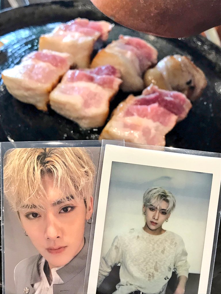리키도 맛있는 거 많이 먹어라!!

📍홍대 목로관
#우_리키_리만_먹자