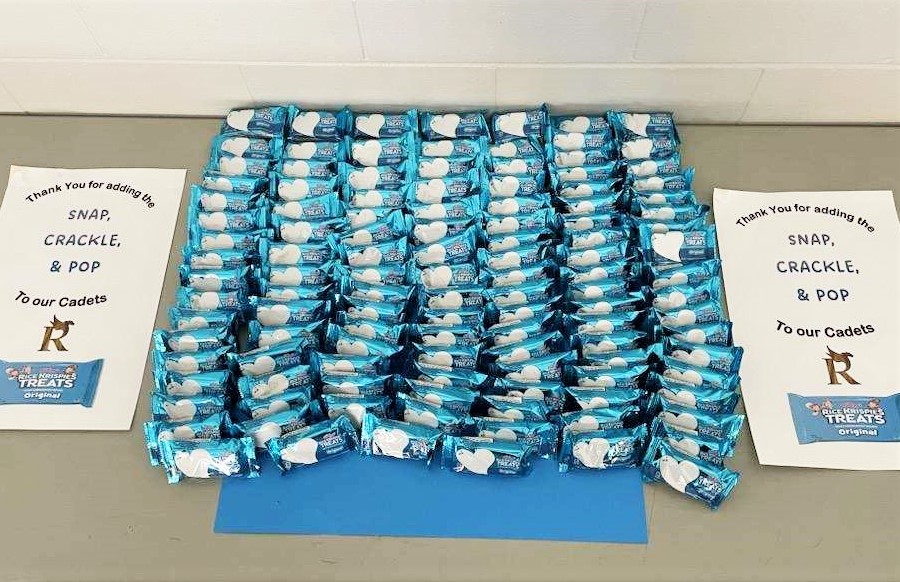 RickoverNavalHS's tweet photo. Thank you Friends of Rickover for providing snacks and treats this week for Teacher Appreciation Week! Our teachers and staff are the best! @ChiPubSchools #TeacherAppreciationWeek #FriendsofRickover https://t.co/OqTlMZaStn