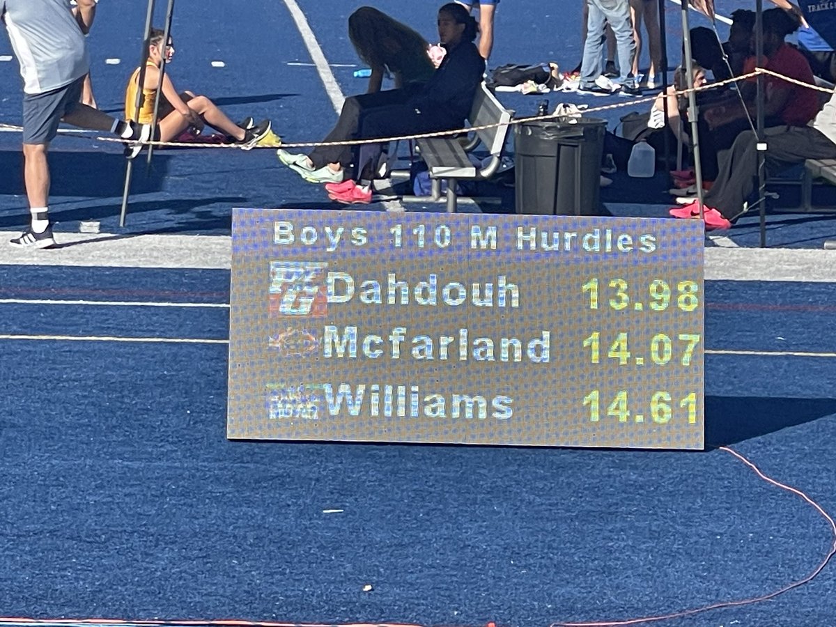 MylesMcFarland5's tweet photo. I ran a time of 14.07 today. Putting me at 3rd in the state of California!!! Thank the lord for the opportunities! @IAmTDowns @BrandonHuffman @BThompson_BT @MilesplitCA @OaksCosumnes #hurdler #110hh #track https://t.co/Ux2czlJelJ
