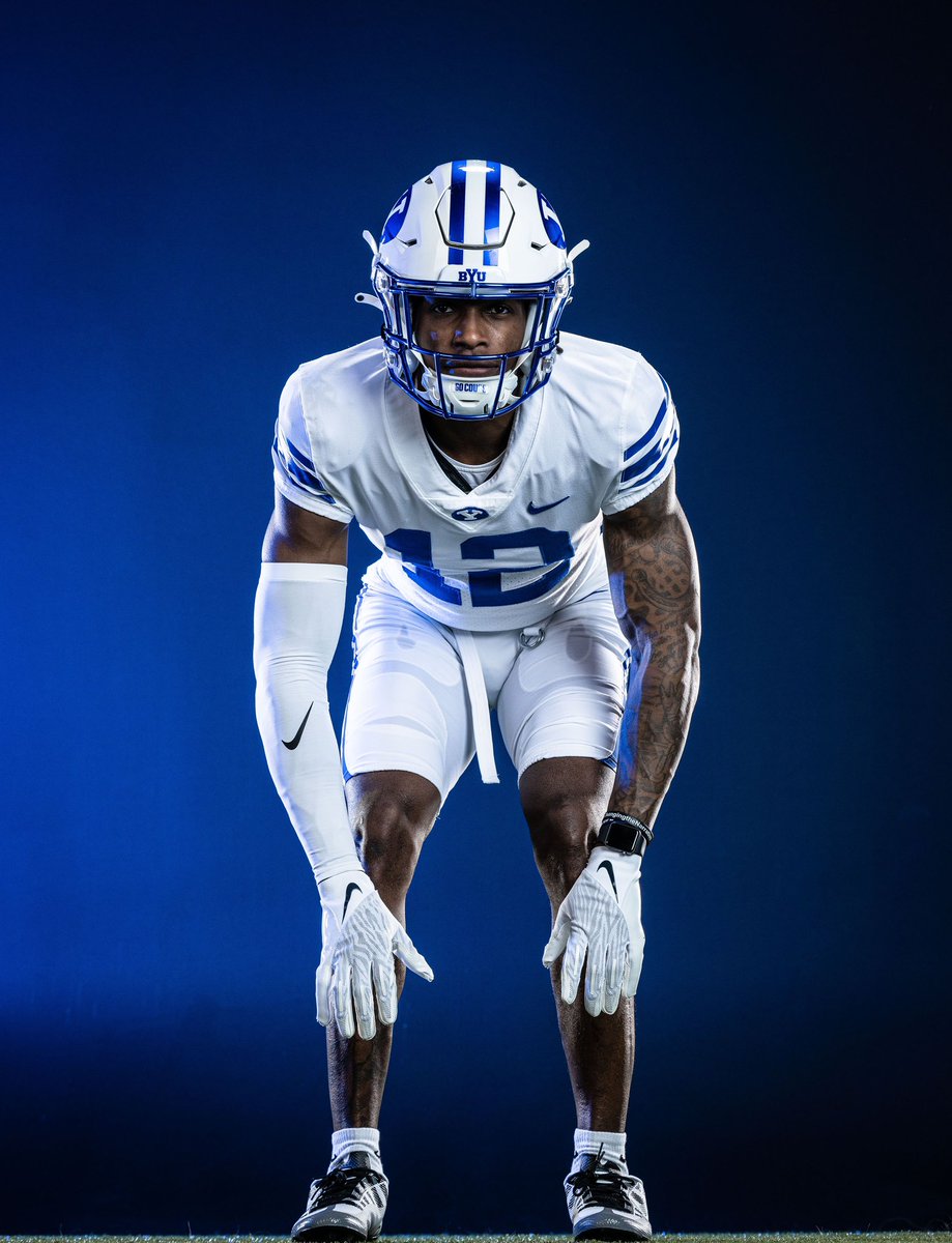 AjaniCarter3's tweet photo. BYU🔵⚪️..!? https://t.co/Erhg1l9F8m