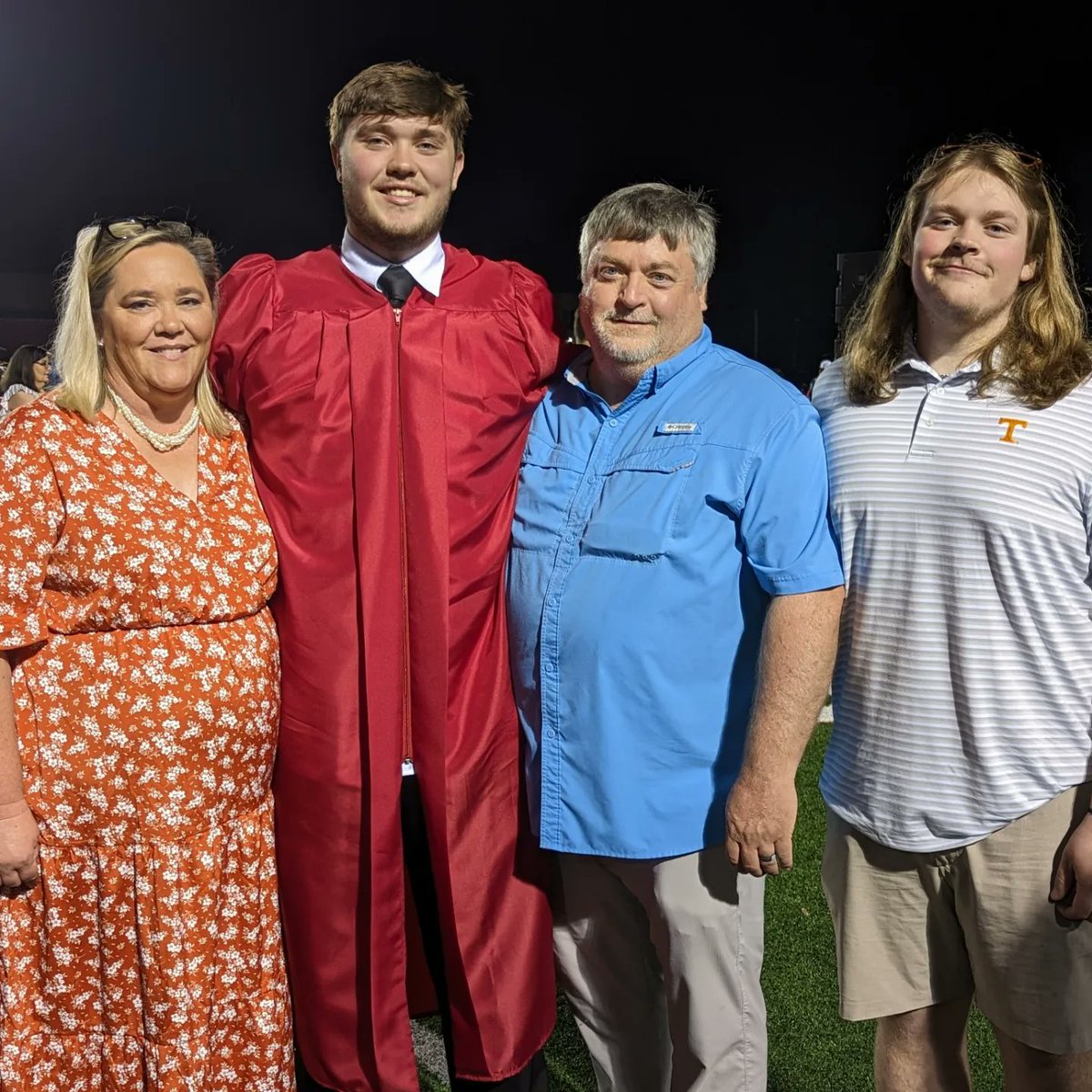The graduate, now on to a bright future as a Hog! 🐗#74 #Woodamnpig!