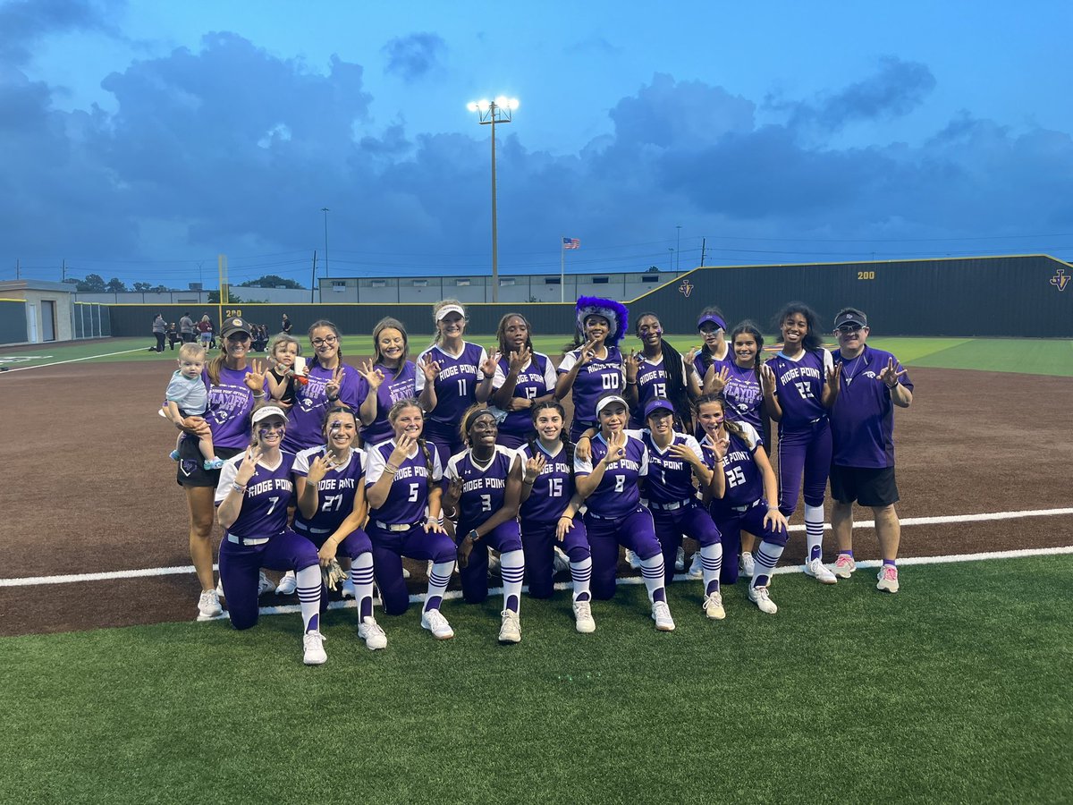 Jersey Village High School taken over by Panthers the last 2 days as baseball and softball went 4-0 sweeping playoff series Sball put away the Heights 8-7 and bball beat Lamar 3-0. Moving on in the playoffs Go Panthers @RPHS_Panthers @RPSoftball @RPHSBaseball @FBISDAthletics