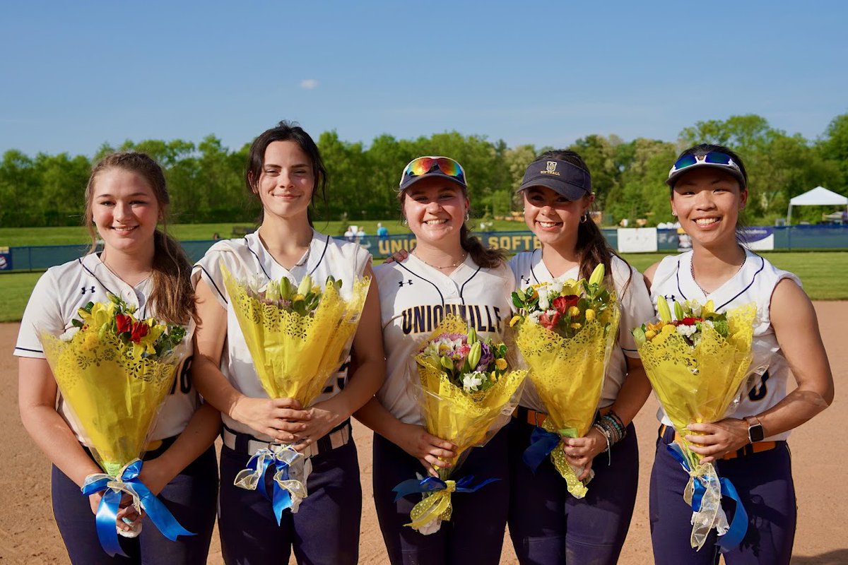 What a night for our seniors! UHS win over Kennett 11-1!

🥎Julie Matsinger 2-4, 3RBIs and an outstanding catch in LF
🥎Ella Monthei 4-4, 1RBI 
🥎Jillian Heimberger 2-4, 2RBIs and a 2B
🥎Ria Rossman 2-4, 2RBIs
🥎Catherine Stone 2-4 and a 2B

Thank you Seniors! Great game! 🤘🥎🔥