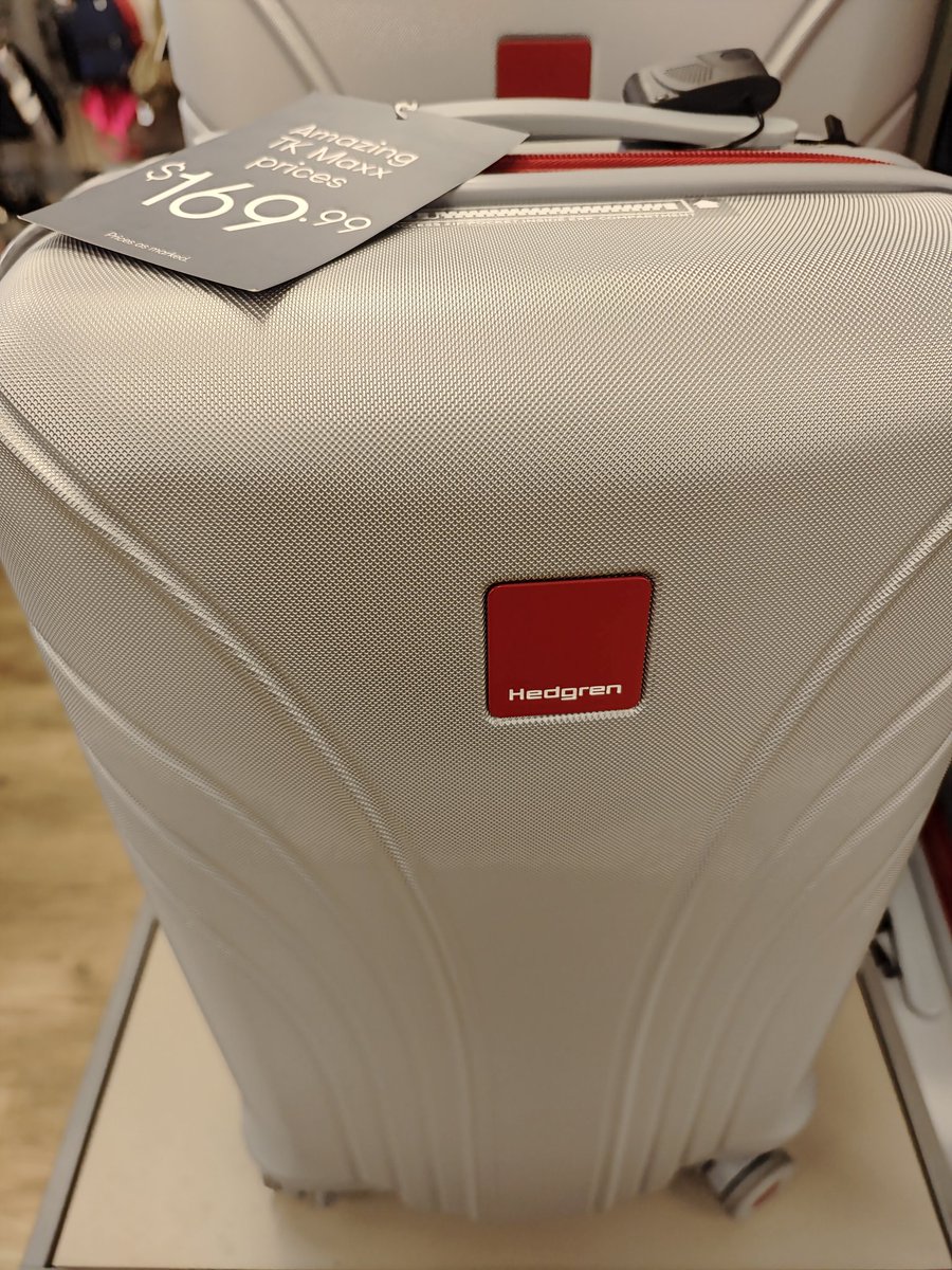 Now in TK Maxx Luggage 🧳🧳🧳🛅🛅 #luggage #suitcase #handcarry #كاس_خادم_الحرمين_الشريفين #swfc #LesFlammes2023 #imran_Khan #LeafsForever #TearsOfTheKingdom #talkwithbecky #swfc #TOTP