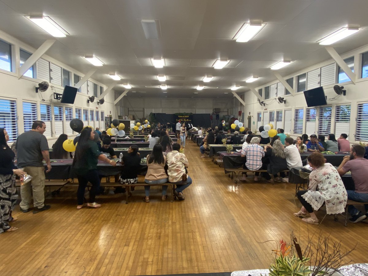 C/O 2023 Senior Banquet is back in person! Congratulations seniors and mahalo to the families who made this event possible. #khpes