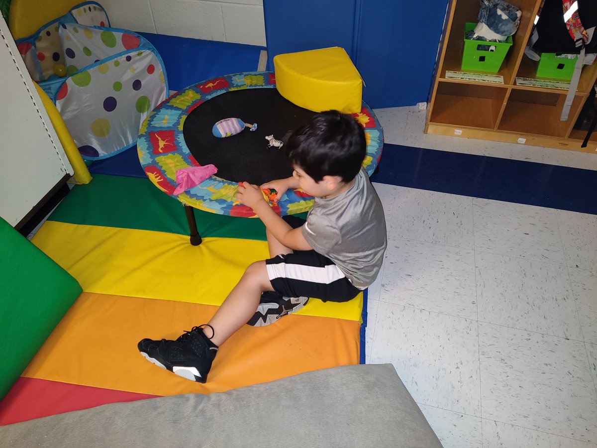 JMBOYKIN38's tweet photo. We had a great week with our friends @SufVAschools @KSEsharks @SPS_SpecialEd https://t.co/h5PwZznJud