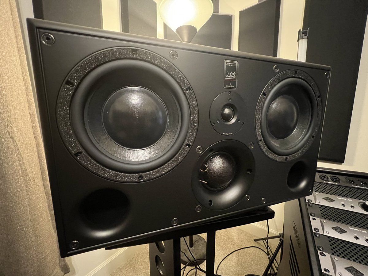 FabvL on Twitter "Made the biggest investment/addition to my studio