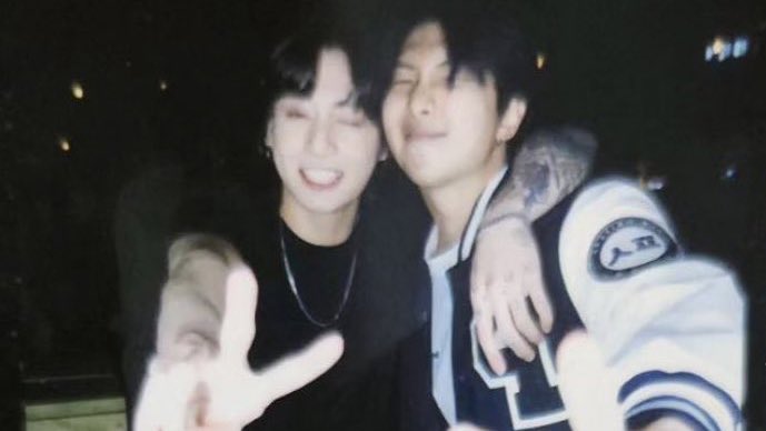 swimsjk's tweet photo. im about to end it all https://t.co/8UNc8lajDM