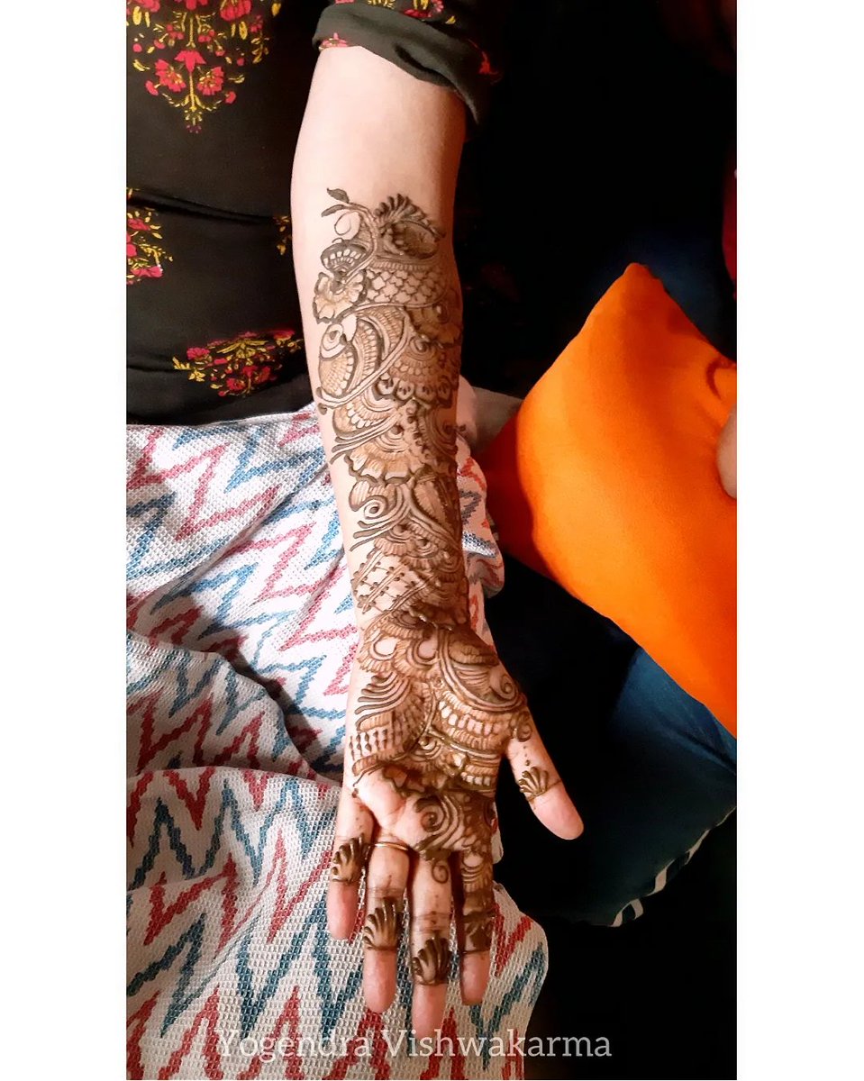 YogendraVishwa's tweet photo. Indian Mehendi designs
🇮🇳💝
.
.
. #mehendi #mehendidesigns #art #ArtistOnTwitter https://t.co/WPgMtIsp1w