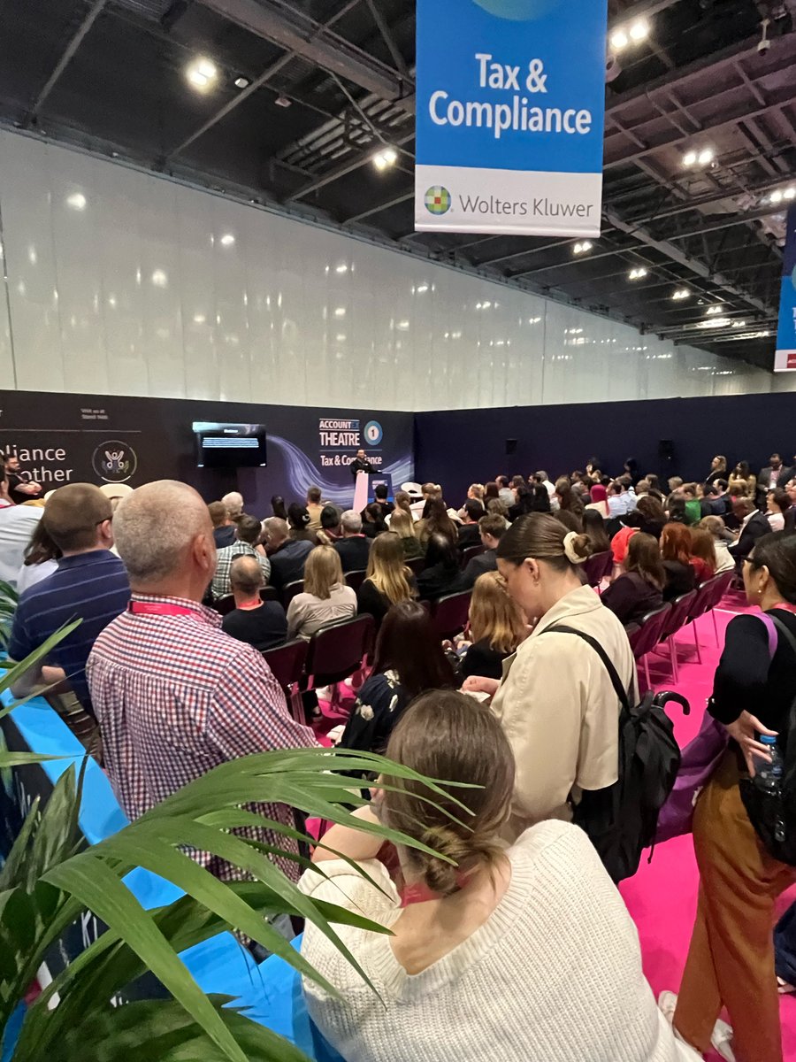 Wow, what an incredible kick off to #AccountexLondon! 🇬🇧 Our @wealth99uk team loved connecting with the local community, and discussing the emerging world of #digitalassets alongside our brilliant partners at @mynaaccountants! May the action, learnings and excitement continue 🎉