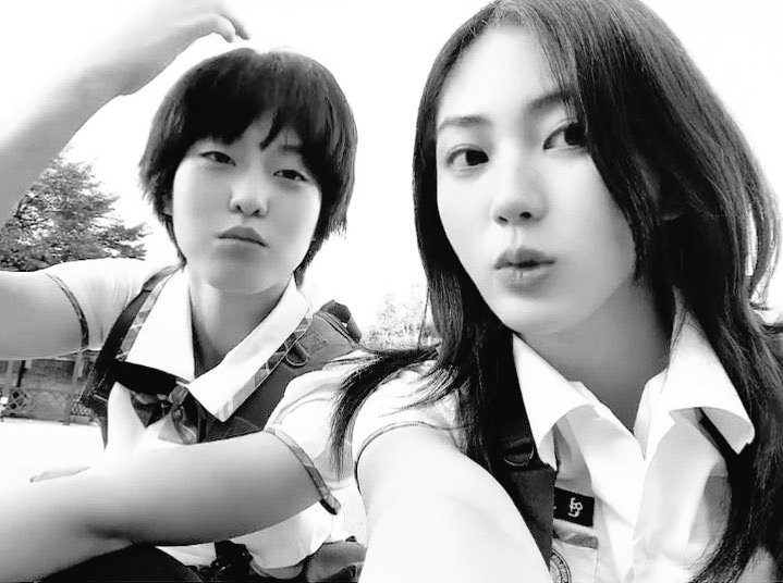 kimmyfanfics's tweet photo. "Rain" Aesol x Bora
A Duty After School one tweet AU
- First time writing a girl x girl au
- Grammatical errors may occurs
- Duty after School in Alternate Universe; not connected in any of DAS theme.
#DutyAfterSchool #DutyAfterSchoolpart2 #DutyAfterSchoolau #bora #aesol https://t.co/X0D2Ap5qXv