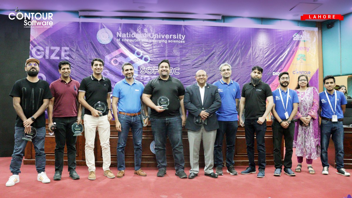ContourSoftware's tweet photo. Exciting time at SOFTEC '23! As Silver Sponsors, we met bright minds at the job fair and our MD shared startup and tech insights on the panel. Proud to support Pakistan's tech industry! #SOFTEC23 #ContourSoftware #SoftwareForLife #PakistanTechIndustry https://t.co/u3btUJ4Qb9
