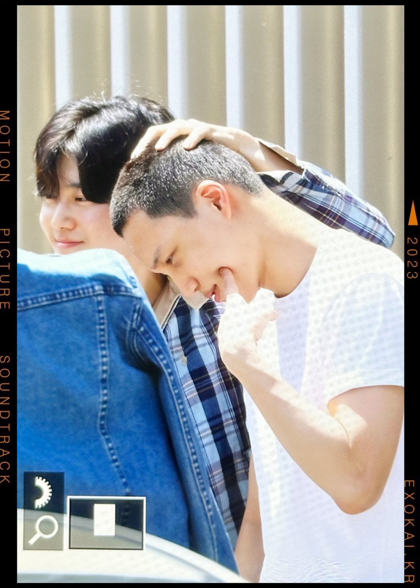 exokai_kr's tweet photo. 230511 종인이랑 준면이랑❤️

#EXOKAI #KAI #엑소카이 #카이 https://t.co/Nc53fKKTDd