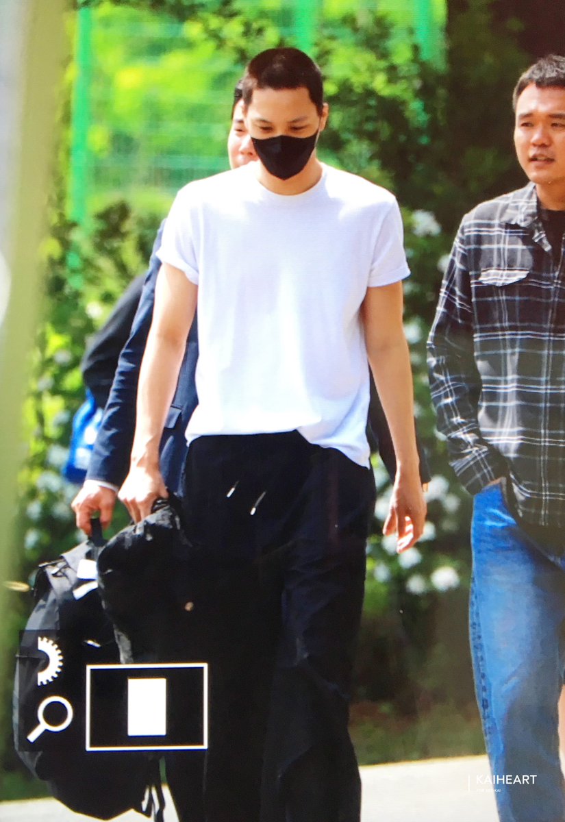 산 란 开ᴷᴬᴵᴼᴺ tweet media