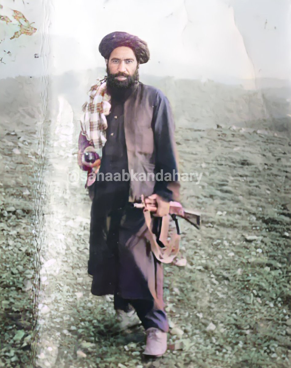 Wakil_Ahmad_M's tweet photo. هغه اتل چې د امـ.ـریکایي اشغال په وړاندي په لومړي ځل په پوره قوت راڅرګند سو.
#اتلان https://t.co/Bv69khxpH8