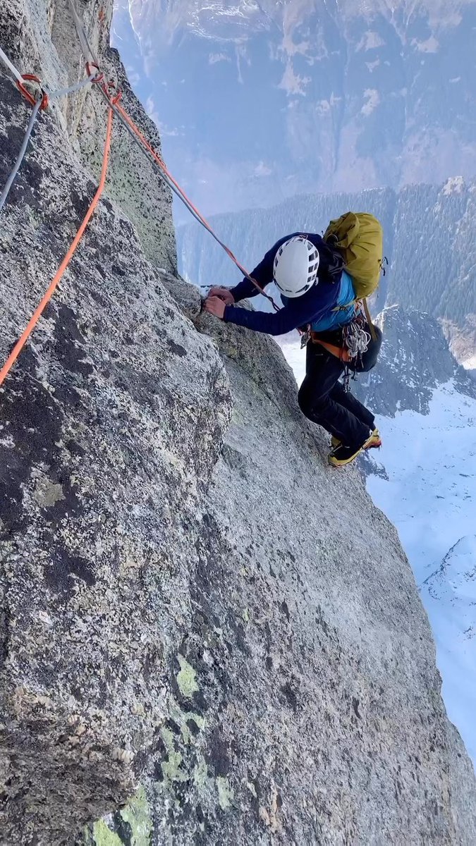 endorfeen_'s tweet photo. 🏔️🤘 tom__livingstone on Piz Badile
#endorfeen #pizbadile #mountains #switzerland #austria #france #italy #italia #adventure #aventure #explore #goexplore #exploring #climbing #climber #climberlife https://t.co/YnYEfYRPJn