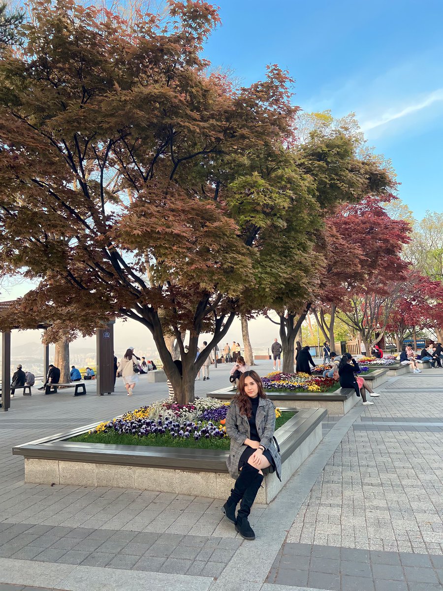 dheayodtry's tweet photo. April, spring in Seoul-Korea 🇰🇷🌸 https://t.co/aCmhRxqxfC