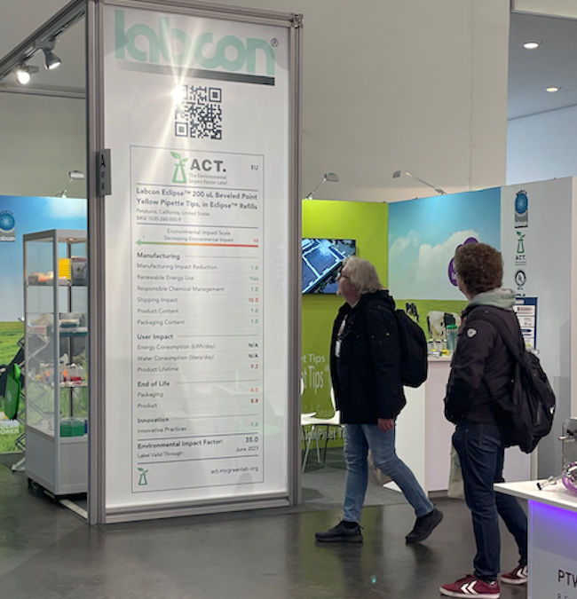 labcon's tweet image. The last day at LABVOLUTION is here. Stop by the Labcon stand and say hello. And don&apos;t miss the Industry Forum on Sustainability including our Frederic Laboroi Phd. #labcon #labvolution2023 @labvolution19