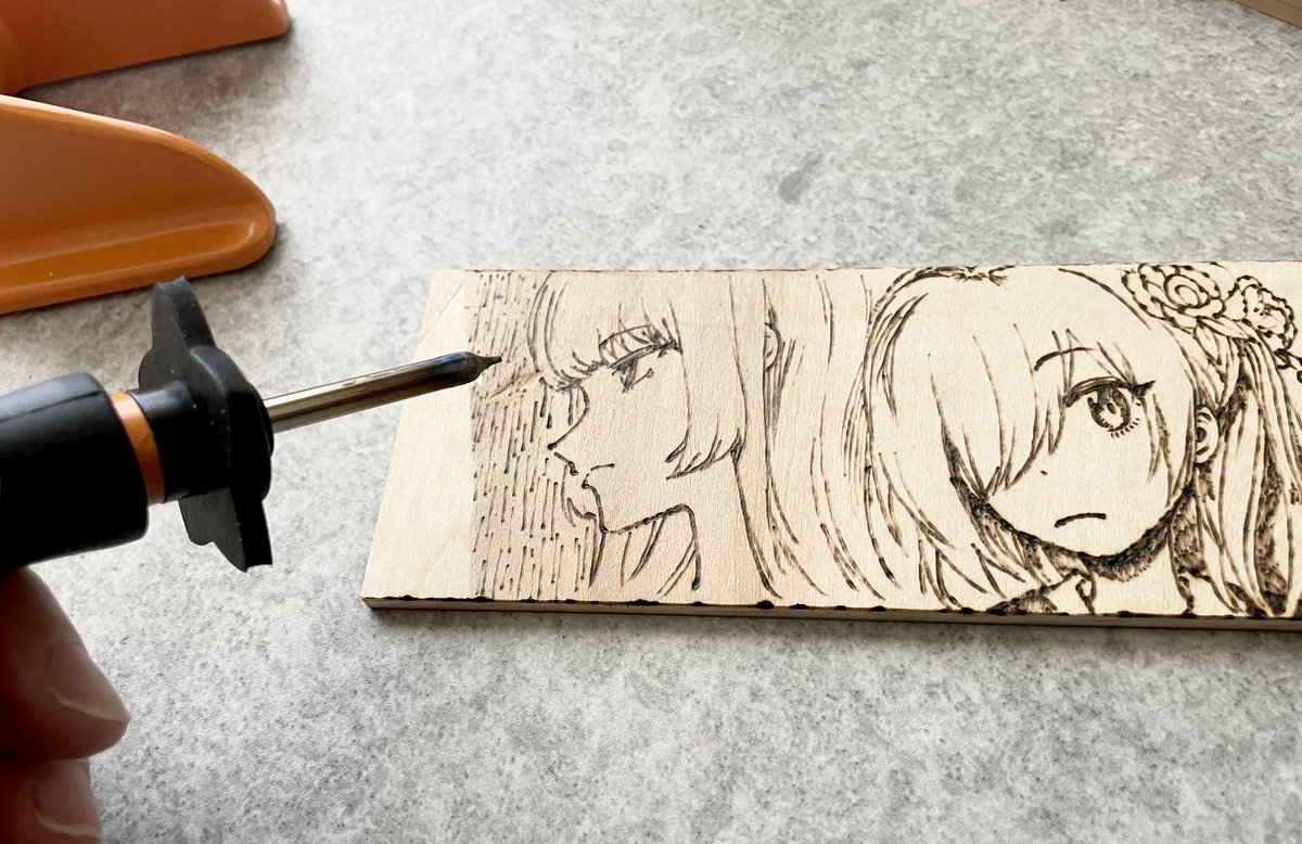 uraki08jun's tweet photo. 木に絵を描いて飾りたい！っいう事で今月からウッドバーニングの練習始めました！
#ウッドバーニング https://t.co/lVlEqL8DMe