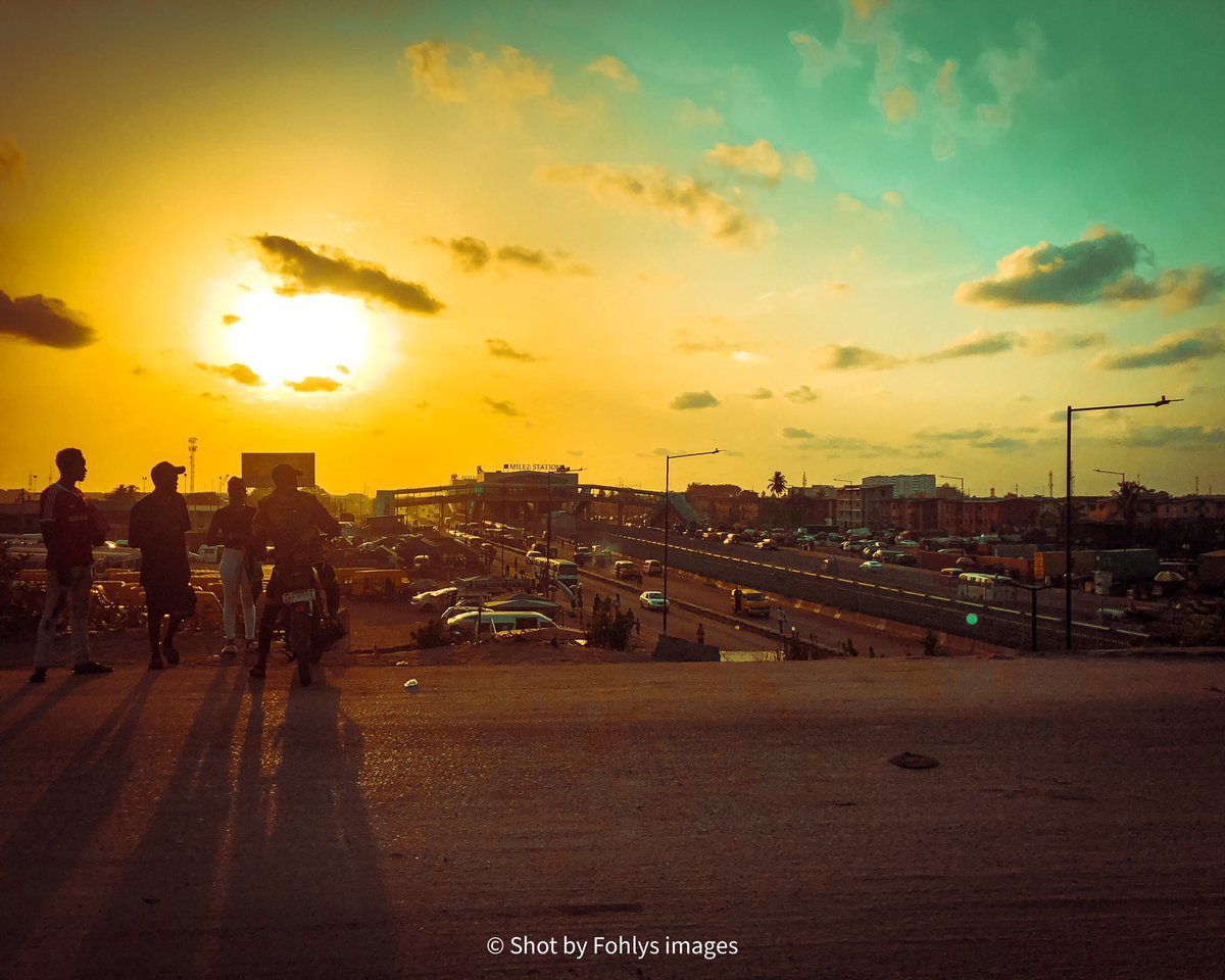 Fohlysimages's tweet photo. #ShotOnSnapdragon #ShotoniPhone  Lightroom #colourgraded #mile2 #sunset #goldenhour #art #artbuyer #phonegrapher https://t.co/DbunDBc42n