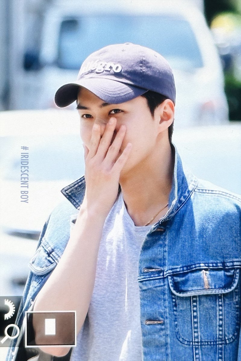 xunqi_indonesia's tweet photo. 230511 Sehun Update🧡

mengirim jongin ke militer🥺😭

cr iridescent_boy 
#SEHUN #세훈 #엑소세훈 https://t.co/66s3tdfQJk