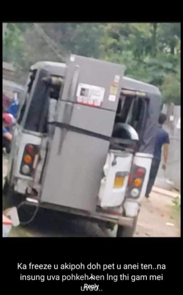 NelThangvung's tweet image. Tomba...Tomba...Yes Papa!
Stealing...stealing...No Papa!
Telling alie...Yes Papa! 

See! Meitei people #willfully, #wrongfully &amp;amp; #unjustifiably stealing assest left behind by tribals in midst of the chaos. 
@BenjaminMa59017
@kls_vai
@KSO_Guwahati
@hoihnu @B5001001101