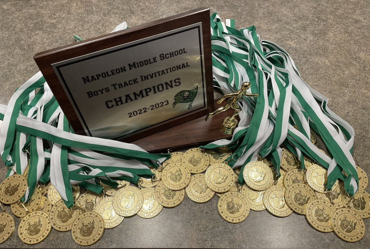 ThePepper24's tweet photo. Back-to-back Napoleon Invitational Champions! What a great way to end the season! Hard work, positive attitudes, and supportive teammates made this possible. It was an awesome year with all of our Jr. High Cardinal track athletes! https://t.co/mT7EEbyvcy