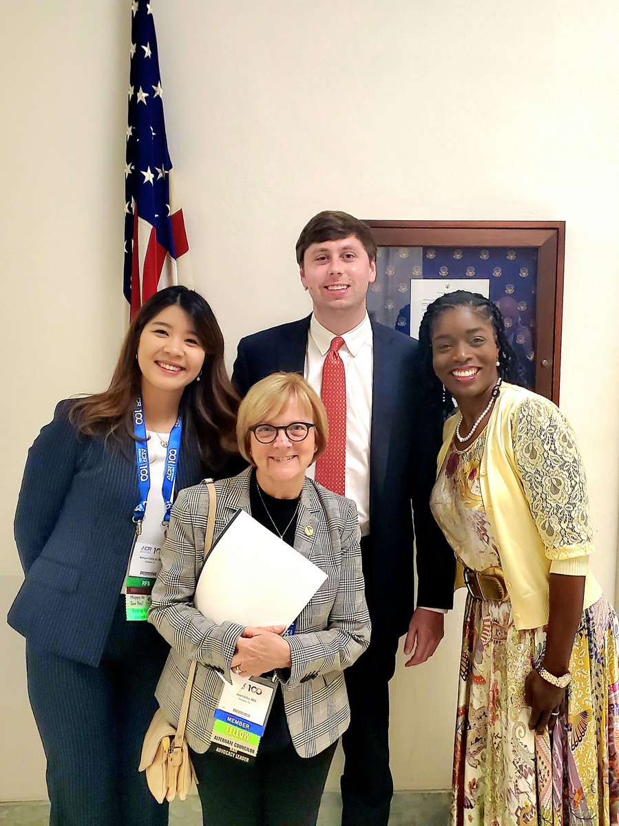 Productive conversation at the capitol with Arther Speck, knowlegable rep of @TXRandy14 on CTA, H.R. 2474, the Strengthening Medicare for Patients & Providers Act to advocate patients and Radiologists #ACRHillDay2023 #ACR2023 Learned so much from Dr. John and Dr. Robinson!