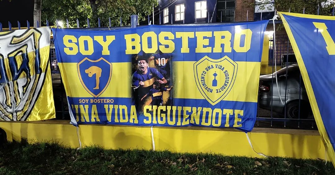Bocanuncaduerme's tweet photo. Seguimos compitiendo en la copa socios hoy se ganó 3 a 1 seguimos puntero #SoyBostero #bocapredio #todosobreroman10 #copasocios #unavidasiguiendote #BocaJuniors #Boca #BOCAINTERIORIEXTERIOR #LDF 
💙💛💙  #lealtadbostera https://t.co/Vhj37U7XGt