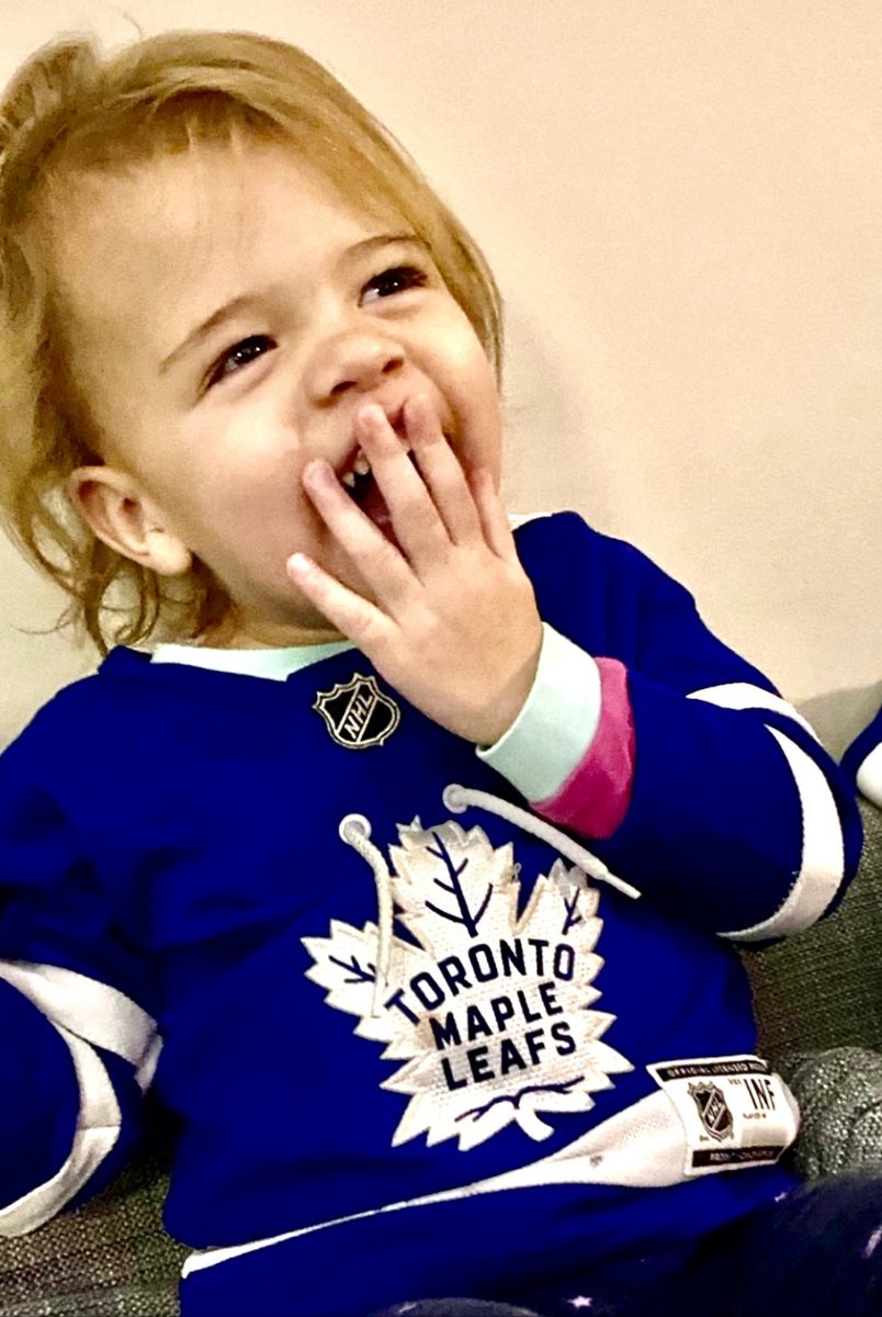 redd1967's tweet photo. How Brin feels about that BIG W!!!!! Way da go @sheldonkeefe and the @MapleLeafs #BeLeaf #Buds #ChiefKeefe #valleypride #notover #onegameatatime #StanleyCupPpayoffs #GoLeafsGo 💙🤍 https://t.co/ujWc5b4KuG