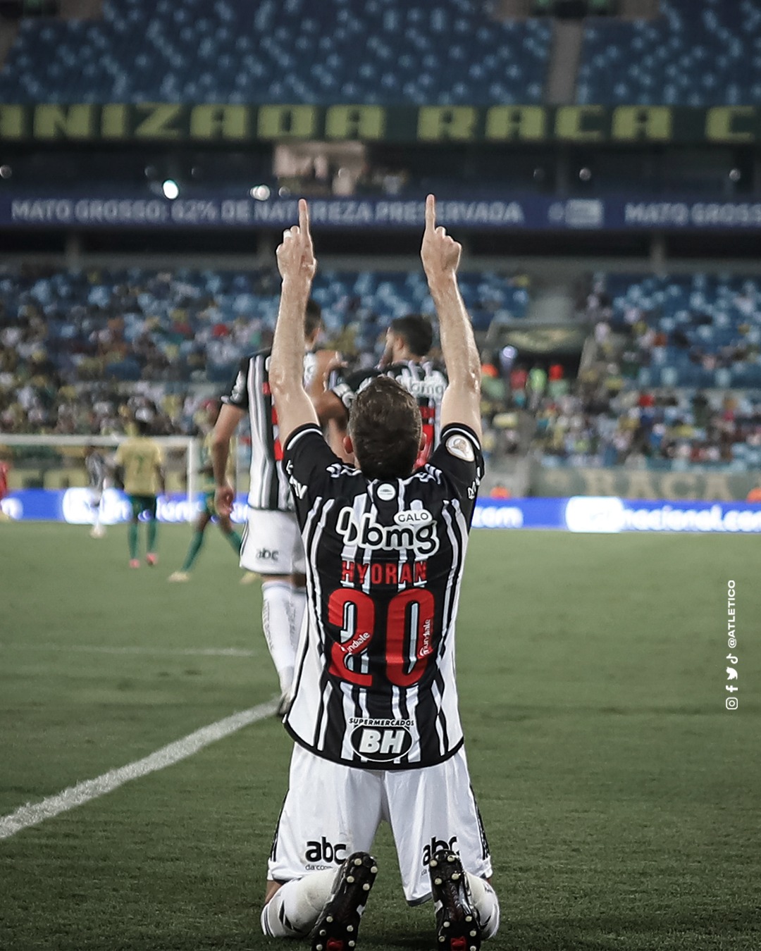 G O L A Ç O! 👏⚽ Hyoran fez um - Clube Atlético Mineiro