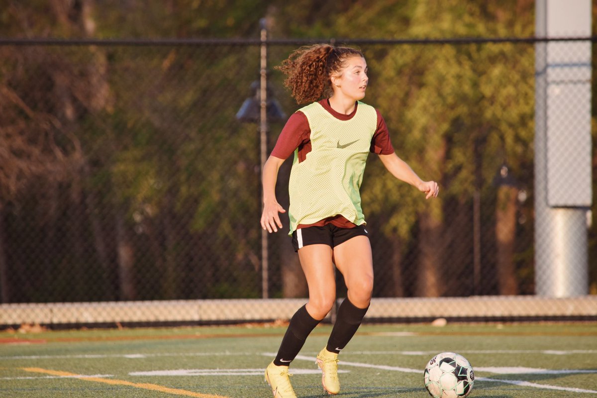 SalvoWPSL's tweet photo. Scenes from our first night of training for the 2023 @WPSL season!!! Can’t wait to get after it together! #SalvoSoccer https://t.co/kqYSuA3QE9