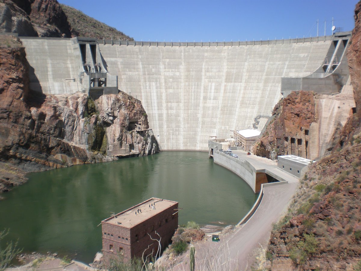 New town every hour on Twitter "Tonto Basin, Arizona Population 1,540 Photos from Google