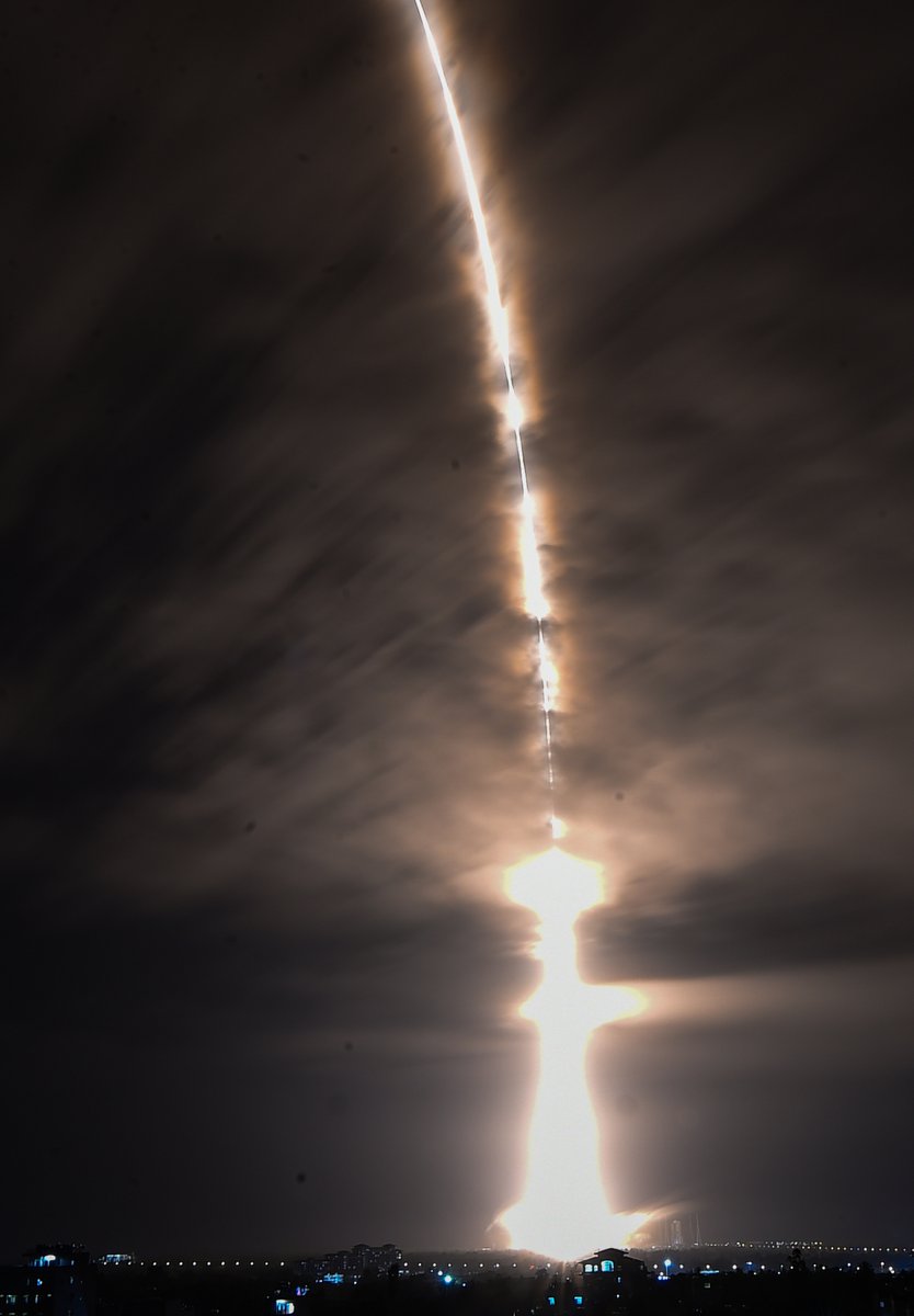 #NewsInPhoto Check out the moment a Long March-7 Y7 rocket carrying China's Tianzhou-6 cargo craft blasted off from the Wenchang Spacecraft Launch Site on Wednesday night. #space