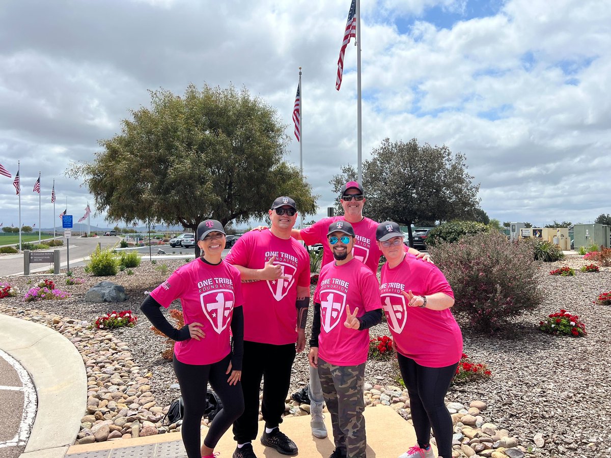 TonyThaiSoCal's tweet photo. Such an amazing experience honoring those who have served and sacrificed for our nation.  Carry the Load walk in San Diego with my team and guest of honor @SWLauraGold https://t.co/khIP1pflsj