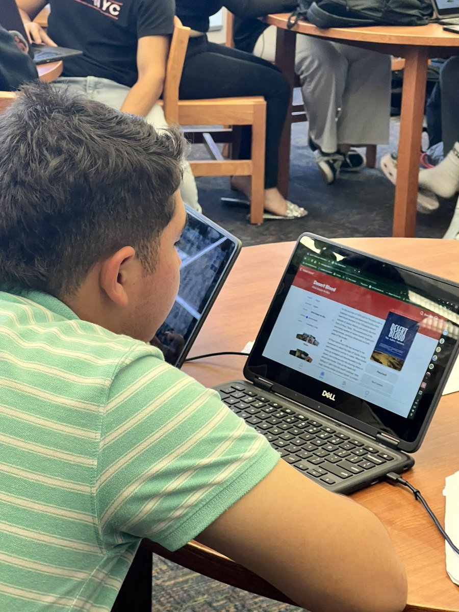 thegolfinglibr1's tweet photo. Book tasting went virtual this year!!! #smalltownvibes #geturreadon #lionsread @CHS_PrideTime @leadingthepride https://t.co/pKdLpmOMPp