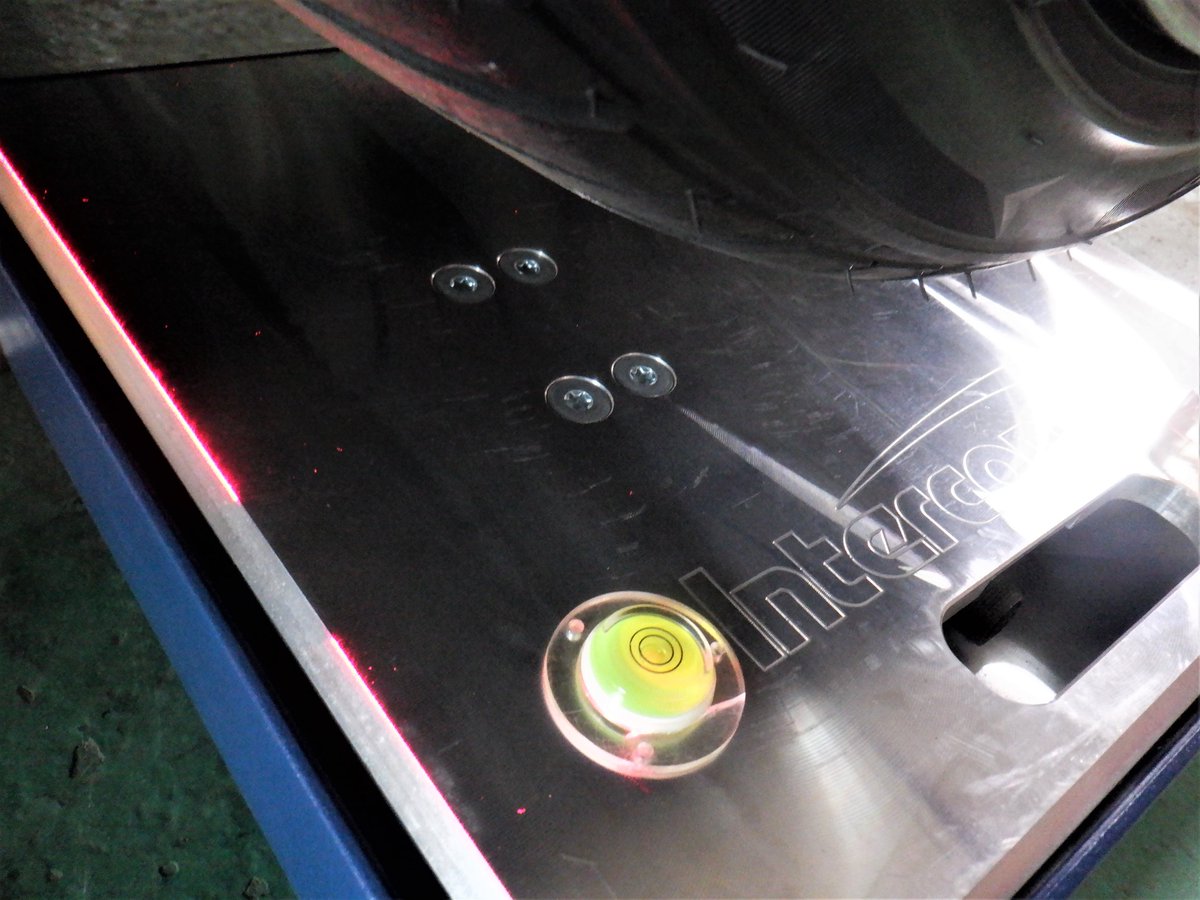AutorepairFtec's tweet photo. BNR32型スカイラインGT-R、ロールアウト。
コーナーウエイトの調整結果が素晴らしい！

https://t.co/I5abJQ5auj #JDM #BNR32 #Intercomp #整備士 #旧車メンテナンス #自動車整備 #ftecautorepair https://t.co/NXbGeZfXxV