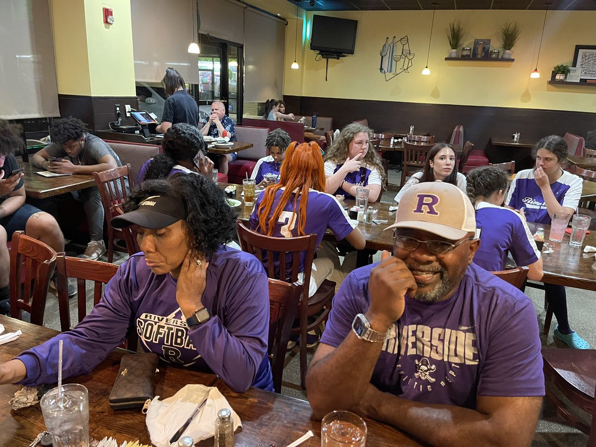 Riverside Softball tweet media