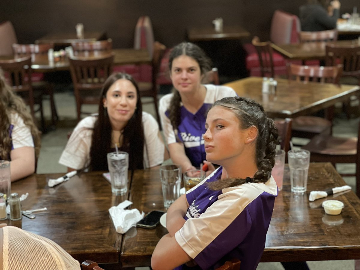 Riverside Softball tweet media