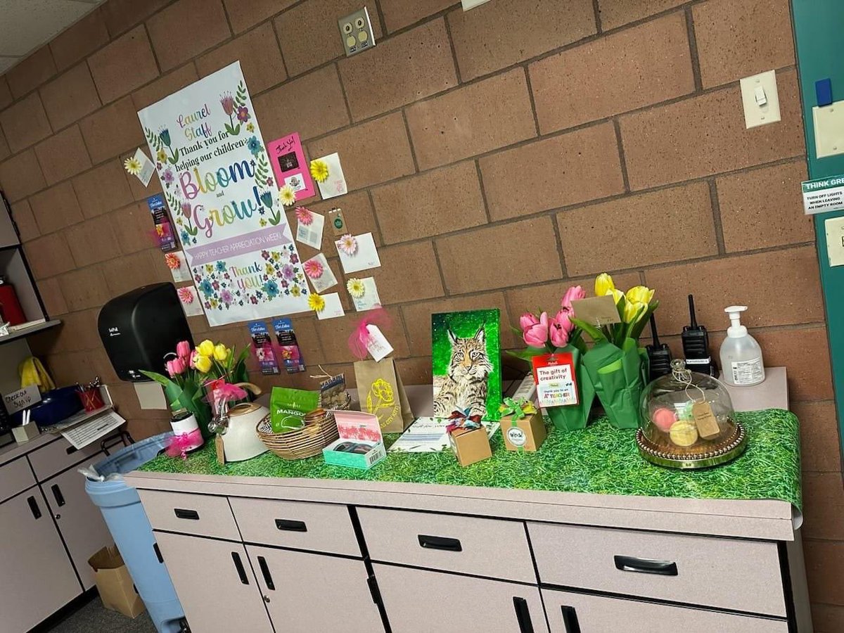 Thank you PTO for the amazing #TeacherAppreciation raffle and drinks from #FarmhouseSodabar - delicious and very sweet of you all! 😋 Thank you, too, to all who organized and gifted items for teachers to select from as names were drawn. You make us feel very appreciated! ❤️