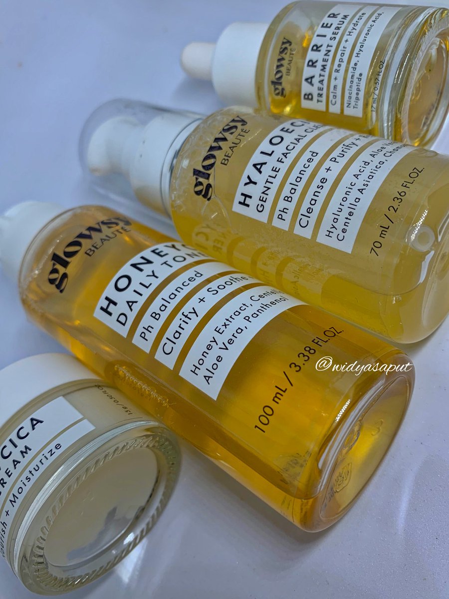 widyasaput's tweet photo. Punya kulit wajah mulus &amp; sehat, siapa sih yang ga happy?

--- Mau tau? salah satu rangkaian skincare favorit aku yg bikin kulit wajah jadi glowing. Ada nih produk dari @glowsybeaute 😍 https://t.co/5UKcveHeWE