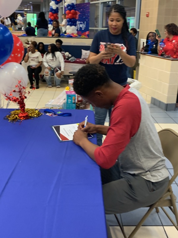 TiffMWilkerson's tweet photo. Class of 2023 Decision Day @Duncanville_HS! My heart is full.... celebrating our Seniors that have made commitments to College, Career and/or Military is such a rewardingopportunity! Thankful for the support shown to our students today! #CCMRMatters https://t.co/ejDYvS2wLl
