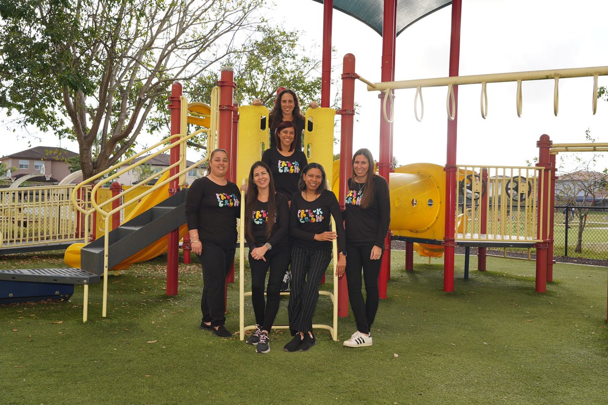 NBB_Elementary's tweet photo. Today we honor our wonderful Pre-K, Kindergarten, and First Grade teachers. They do an amazing job of setting the foundations in our youngest Buzzin’ Bees! #earlychildhoodeducation #happyteacherappreciationweek @mdcpssouth @mdcpsearlychildhood @miamischools @suptdotres https://t.co/RjLq3zFKKO