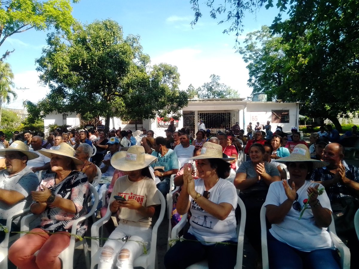 Con el compromiso de hacer producir la tierra celebramos en Cruces los 162 años de la ANAP
#VivaCuba