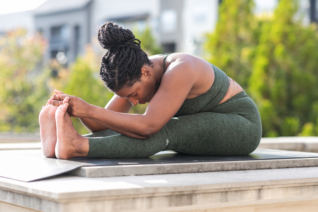 themoniquesteph's tweet photo. #alobouthtemoon May 9-16

#MoniqueStephanie #YogaChallenge #AloYoga https://t.co/XOe4pgzc5S